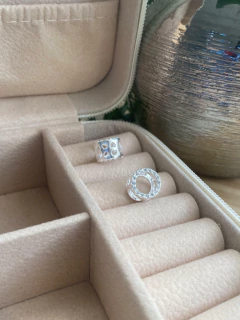 Berloque Separador Círculo Cravejado com detalhes de Corações - Mile e Uma Pratas