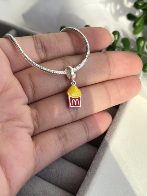 Berloque Batata Frita Mc Donalds Resinado