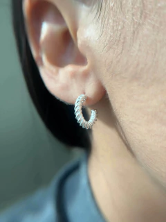 Meia Argola Torcida Grossinha 14mm