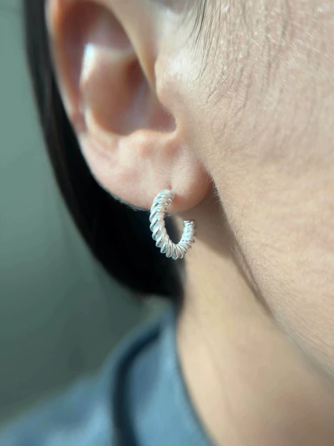 Meia Argola Torcida Grossinha 14mm