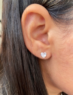 Brincos Coração de Zircônia 6mm