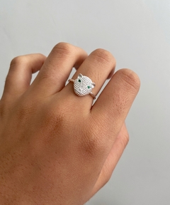 Anel Leopardo Trabalhado Olhos Pedras Verdes 12x10mm