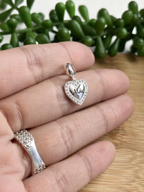 Berloque Coração Cravejado Mãe 11mm