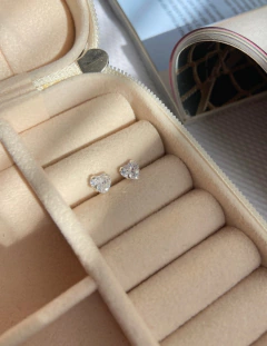 Brincos Coração de Zircônia 5mm - comprar online