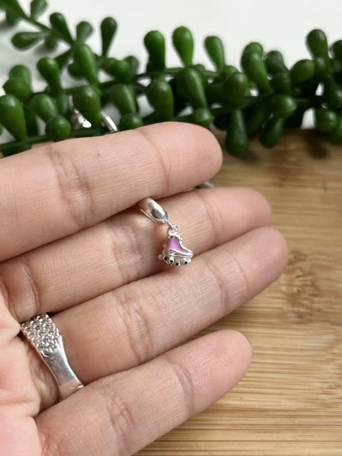 Berloque Patins Resinado