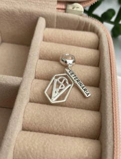 Berloque Profissão Veterinária na internet