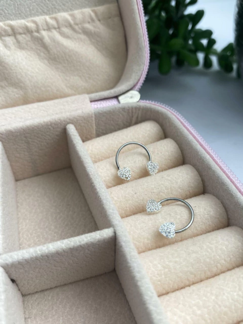 Piercing Septo Corações Cravejados haste em Aço Inoxidável