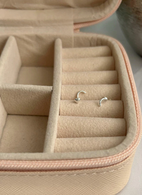 Piercing Nariz Coração Liso Anzol