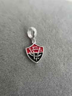 Berloque Time Vitória Resinado - comprar online