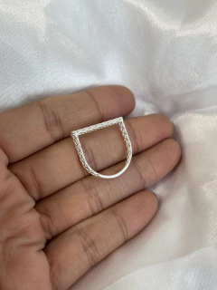 Anel Reto com Detalhes - Mile e Uma Pratas