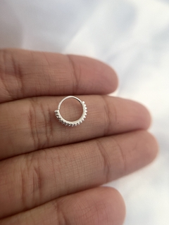 Piercing Torção 1 fileira zirconias cristais 10mm Nariz/ Hélix - Mile e Uma Pratas