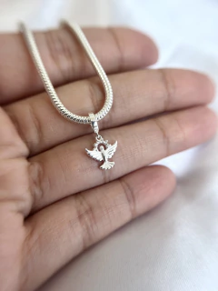 Berloque Espírito Santo com Detalhes em Microzirconias 9mm - comprar online