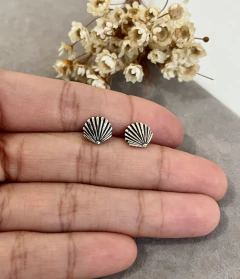 Brinco Concha Envelhecida 8mm na internet