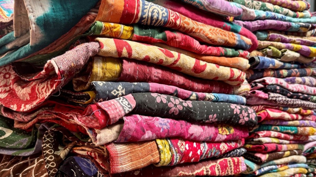 Saris antiguos de seda