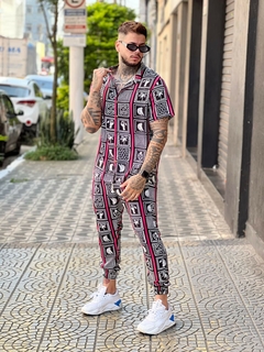 Conjunto unissex camisa + calca jogger estampado athenas