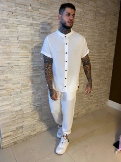 Conjunto unissex camisa + calca jogger branco - comprar online