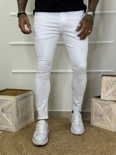 calça alfaiataria masculina sarja lleva - offwhite - comprar online
