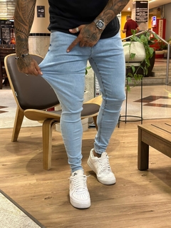 calça jeans super skinny clara lisa