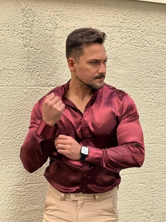 Camiseta acetinada Manga Longa