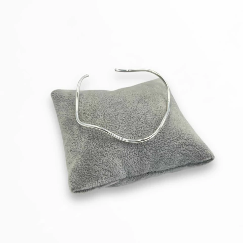 Bracelete folheado a prata - design Wavy