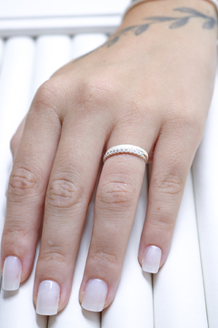 Aliança Minimalista Luna 2MM de Namoro - PRATA 950