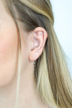 Piercing Trágus Ponto de Luz 2MM - STUCCI | Acessórios em Prata 925