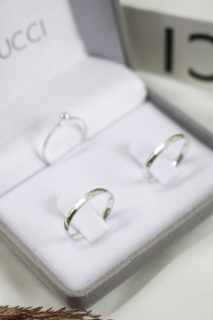 Par de Alianças Aurora 2MM de Namoro + Anel Brinde - comprar online