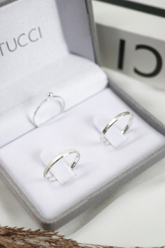 Par de Alianças Diana & Luna 2MM de Namoro + Anel Brinde - comprar online