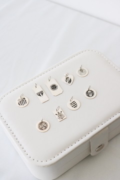 COLAR ENGRAVING TIME - comprar online