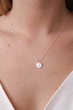 COLAR INICIAL MINIMALIST - comprar online
