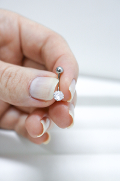 Piercing Umbigo Ponto de Luz 6MM - comprar online
