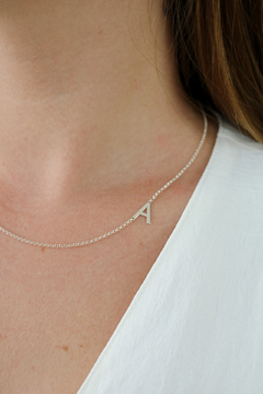 Colar Inicial Side - loja online