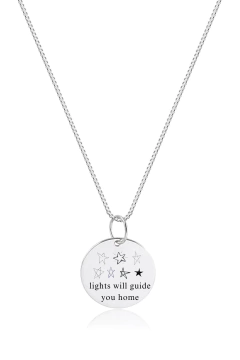 Colar de prata 925 personalizado com pingente redondo gravado com estrelas e a frase "lights will guide you home".
