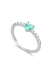 Anel de Prata Solitário Darling com pedra turquesa em formato de coração e detalhes cravejados.