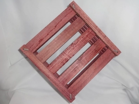 Cachepô de madeira " ROXINHO"