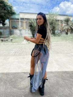 Cropped dark na internet