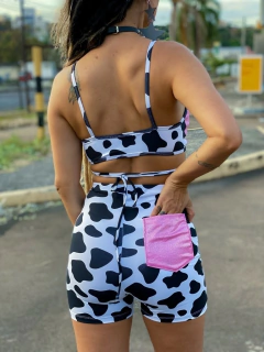 Short Cow na internet