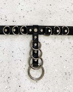 Chocker Dark na internet