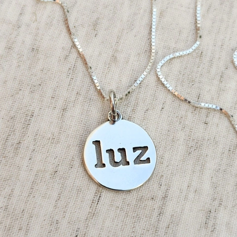 Colar Medalha Luz - Prata 925