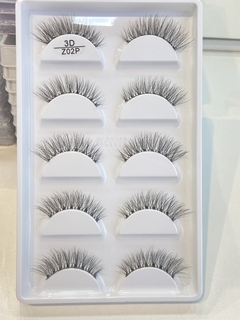 Cartela com 5 pares de cílios postiços- modelo Z02P