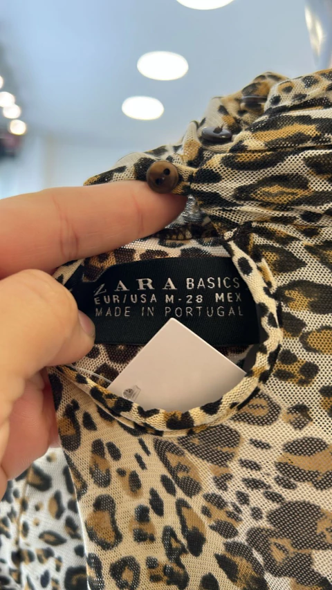 Blusinha Zara tamanho M