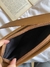 Bolsa Baguete cor caramelo na internet