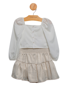 Conjunto de saia com acessório e blusa manga longa na internet