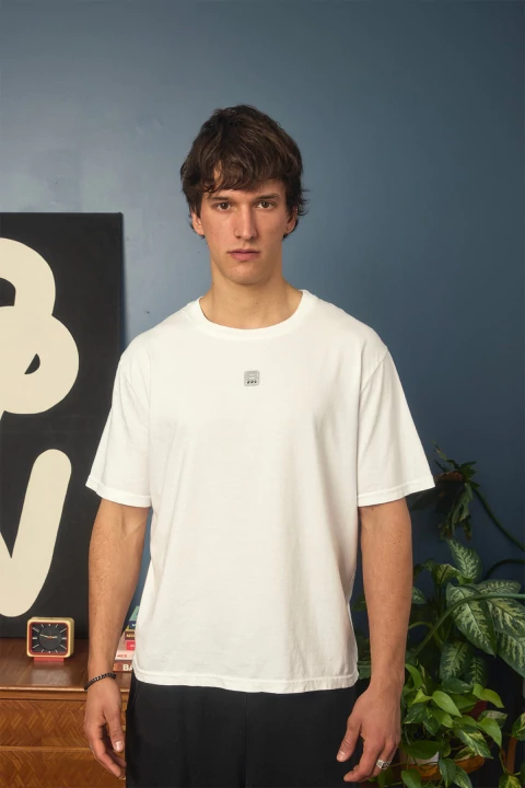 REMERA BLANCA REGULAR FIT - B. VINTAGE - comprar online