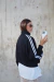 CAMPERA NEGRA | TWO LINES en internet