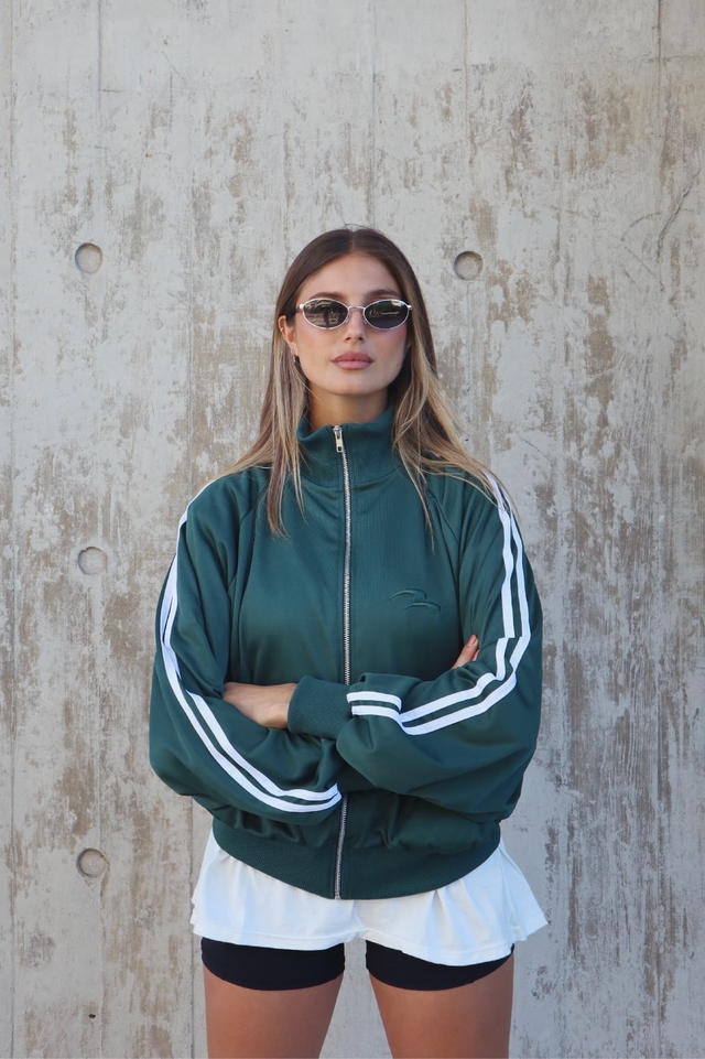 Campera Verde | Two Lines thumbnail 2