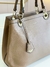 BOLSA GRANDE LISA LACE LORE COM FERRAGEM DOURADA - CAQUI - comprar online