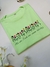 Camiseta Feminina Há um Deus | T-shirt de Algodão Plus size na internet