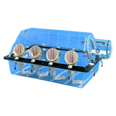 CÂMARA "GLOVE BOX" PARA CONTENÇÃO E ISOLAMENTO DE MATERIAIS SENSÍVEIS A MEIOS AMBIENTES INADEQUADOS, PARA 02 OPERADORES, ÁREA ÚTIL DE TRABALHO MEDINDO 152CM (LARG) X 96CM (PROF) X 79CM (ALT.) E CÂMARA DE TRANSFERÊNCIA MODELO: MULTIPLE-STATION (818-GBB/EXP)