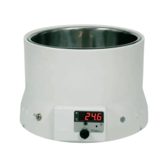BANHO MARIA DIGITAL, CONTROLÁVEL DESDE 50ºC ATÉ 175ºC, CAPACIDADE 4,5 LITROS, CUBA INTERNA EM AÇO INOXIDÁVEL NO FORMATO REDONDO, SEM CIRCULAÇÃO, SEM TAMPA, 110V – MODELO 005571